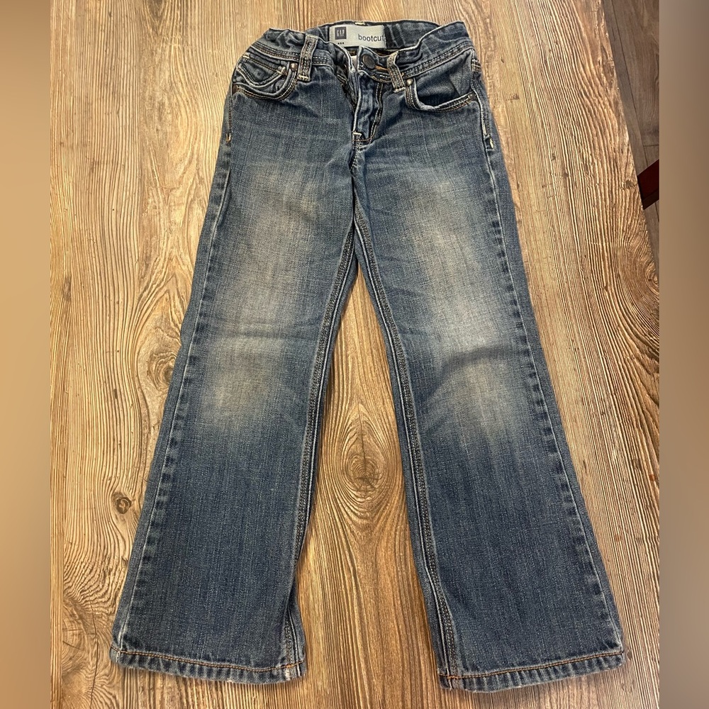 Boys GAP, size 6 regular bootcut jeans.